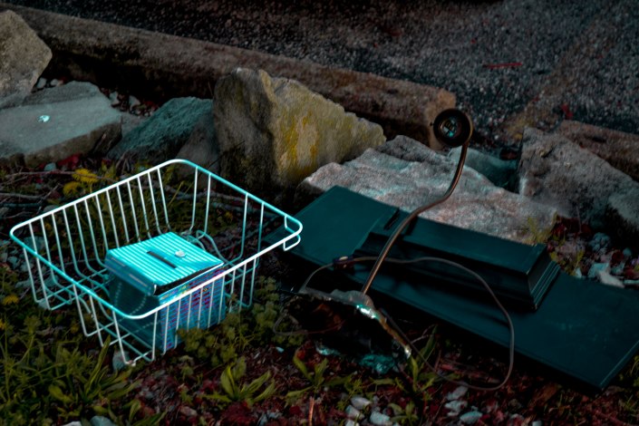 The art gallery lady's  beautiful waste!!!